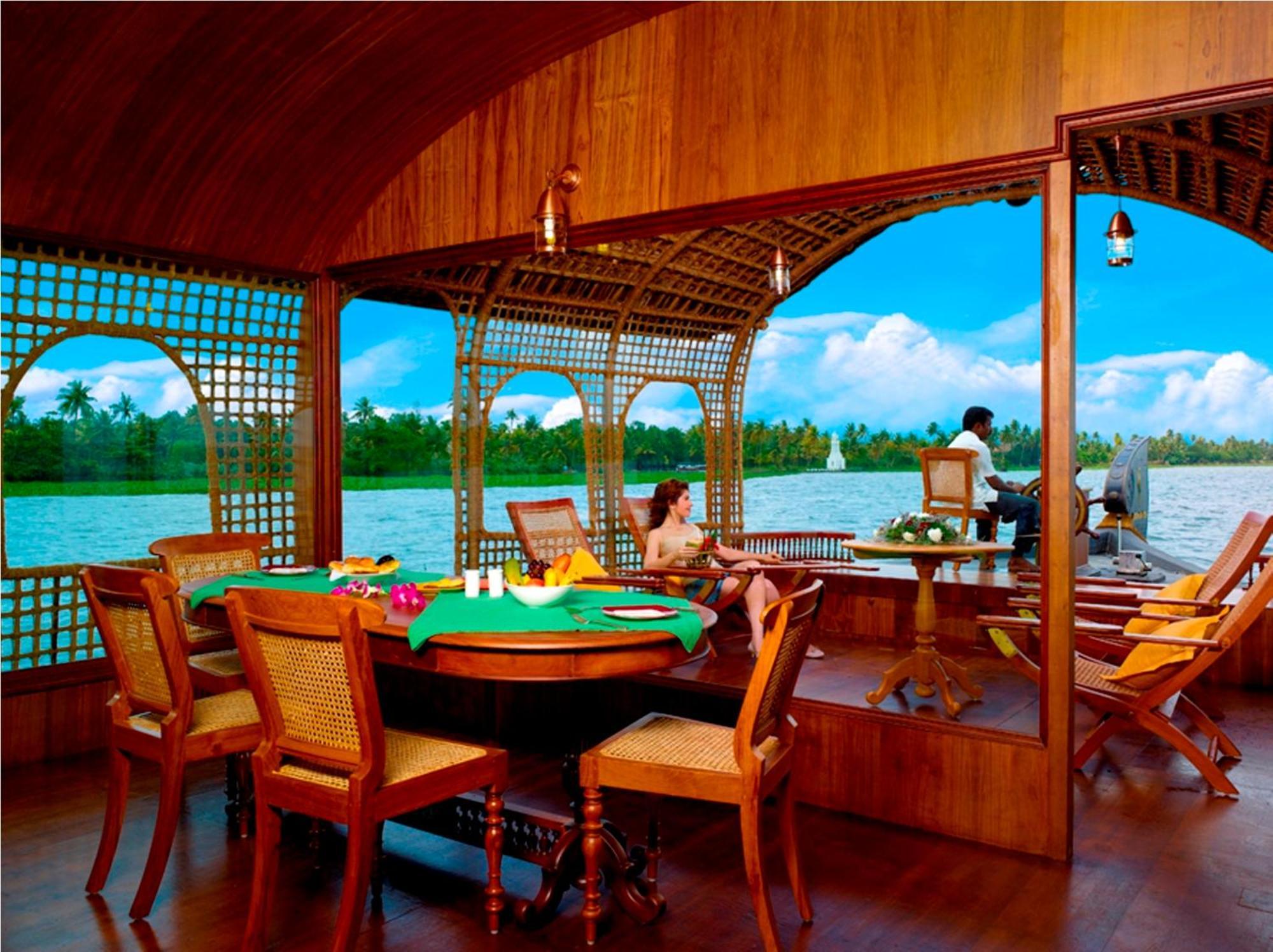 Two-Bedroom Houseboat All Meals, with Evening tea, coffee, and snacks, with Fishing and indoor games:Check in at 12 noon and check out 9 30 am