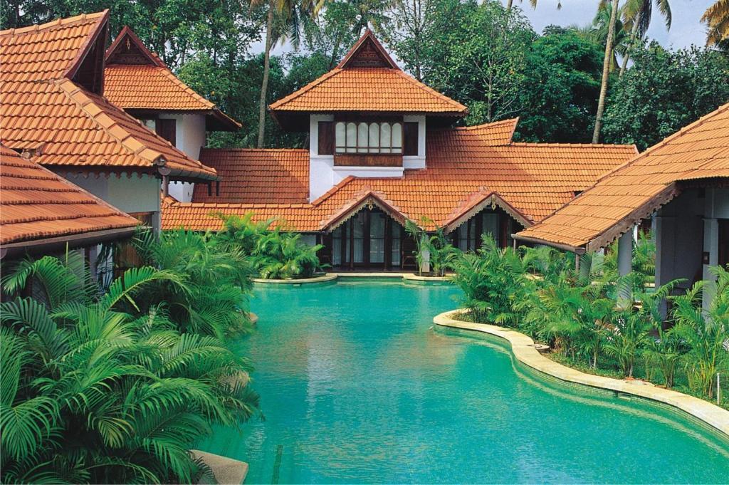 Meandering Pool Villa with Hi -Tea ,One-hour sunset cruise,Complimentary in-house Wellness doctor consultation, Evening Cultural program, Complimentary Fishing,Cycling,and Clay pottery experience